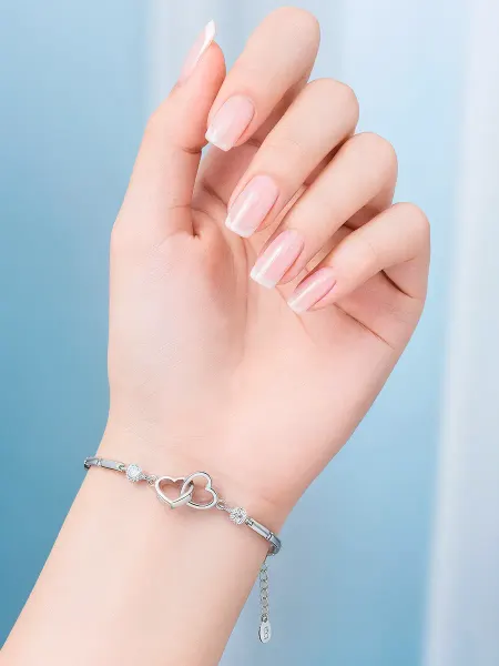 DESIGNER JEWERLY Браслет на руку со стразами два сердца