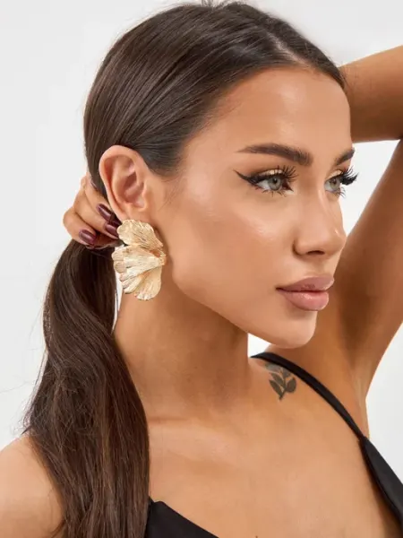 Beauty in details Серьги бижутерия крупные с золотистым покрытием