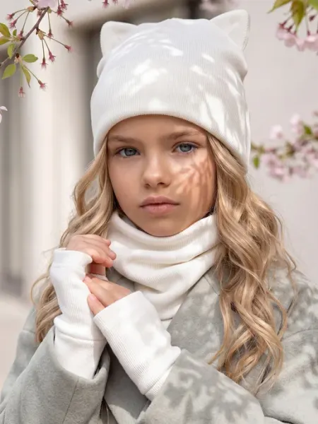 Bini mood Шапка для девочки весенняя с митенками и снудом