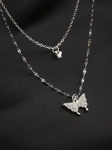 MIRACLE FOX Подвеска бабочка серебристая стразы