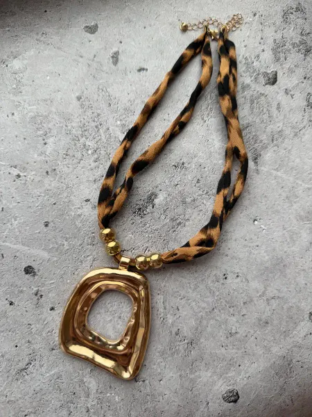Siren's Tear Колье Leopard Pendant