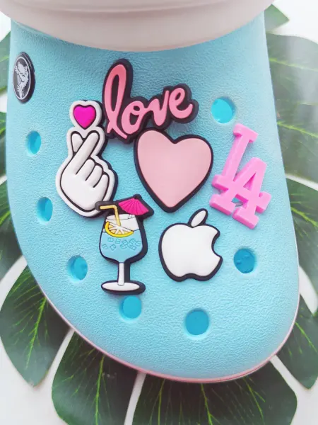 Fun_Jibz Джибитсы на crocs на взрослых женские