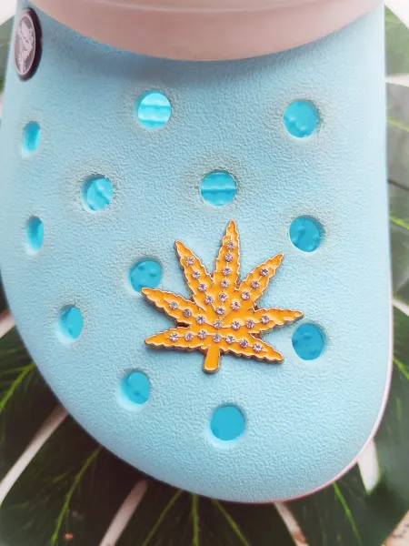 Fun_Jibz Джибитс листик со стразами на Crocs