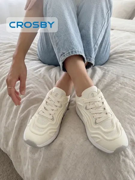 Crosby Кроссовки женские осенние дышащие с перфорацией