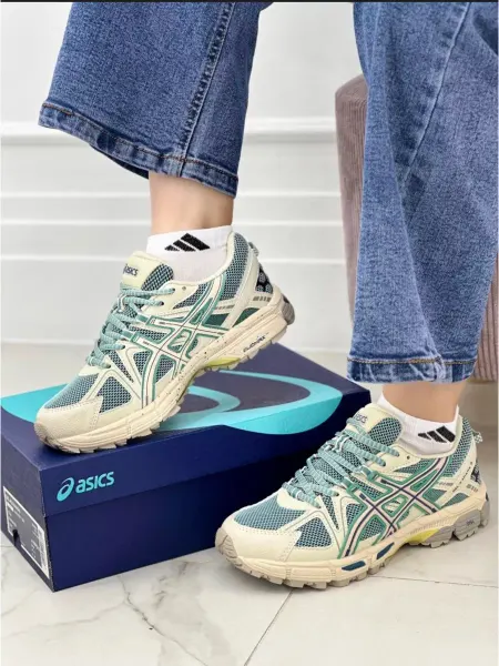ASICS Кроссовки