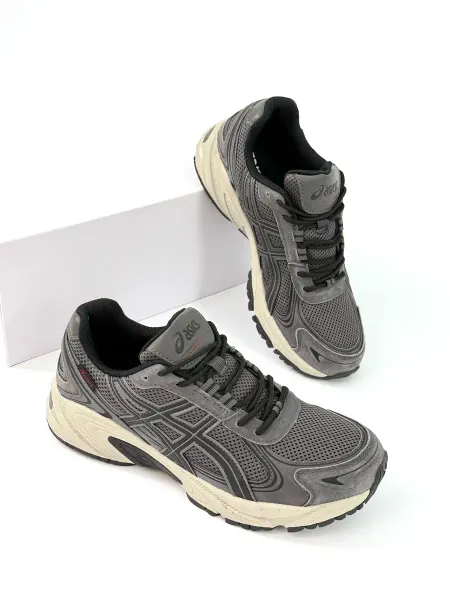 ASICS Кроссовки спортивные