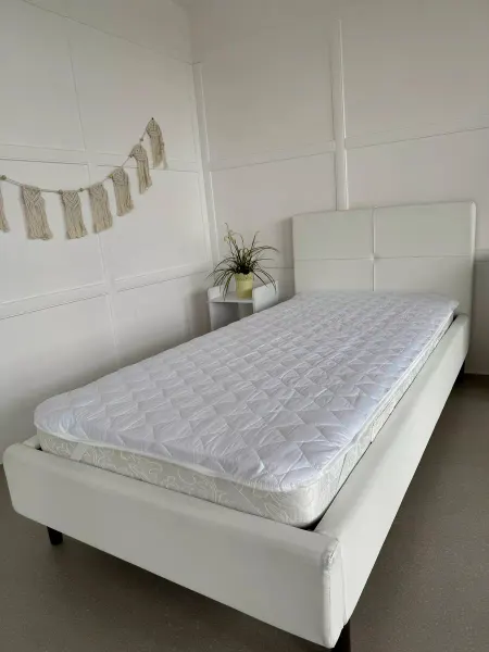 SmartLinen Наматрасник 80х180 непромокаемый чехол стеганый