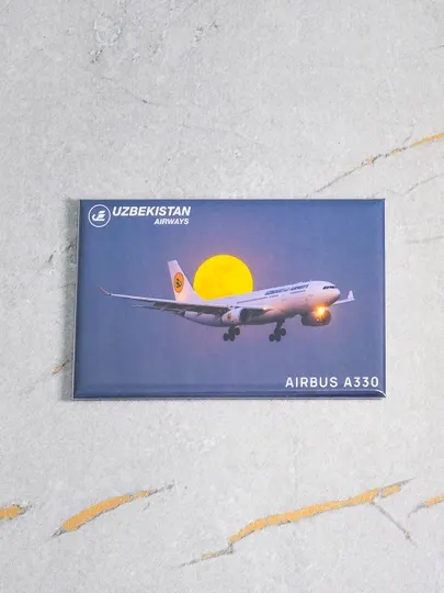 Фото магнит (авиасувенир), фото самолёта Airbus A330 Uzbekistan Airways, размер 8x5 см
