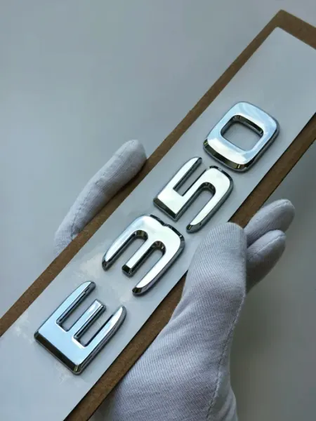 Автомобильная эмблема E350 на багажник из ABS пластика