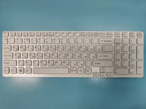 Клавиатура для ноутбука Sony Vaio SVE171 белая, с рамкой ,с подсветкой