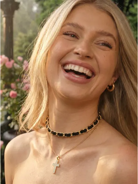 LUMERA accessories Колье двойное с крестом и цепочкой золотистой с черным