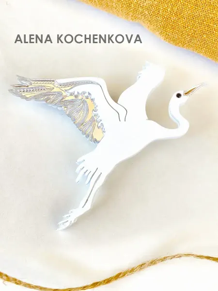 ALENA KOCHENKOVA Брошь птица Аист белый
