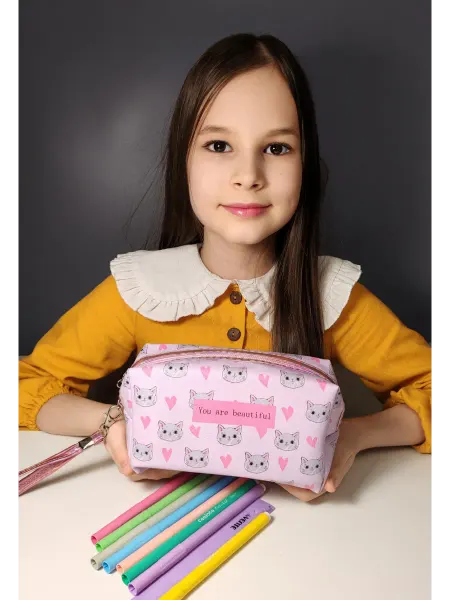 Angel Land Новогодняя косметичка с кошечками для девочки