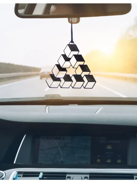 Art on Wheels Подвеска в машину на зеркало Невозможная фигура