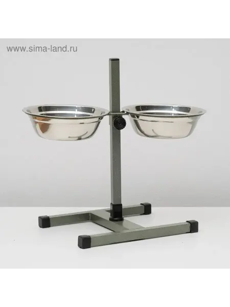Практическая стойка с мисками для кормления