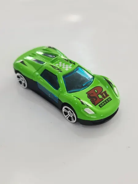 Игрушечные машинки: Mercedes, BMW, Audi, Lamborghini