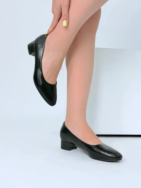 Barolina shoes Туфли на низком каблуке