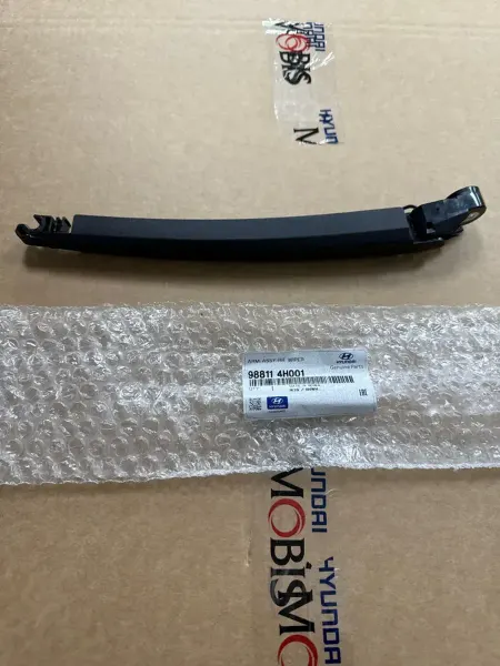 Hyundai/Kia Поводок стеклоочистителя заднего Hyundai Starex ар988114H001