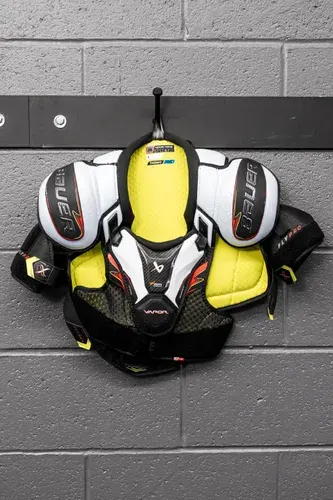 Bauer Нагрудник S25 VAPOR FLYPRO SHOULDER PAD JR