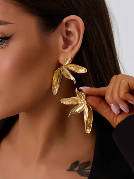 Beauty in details Серьги цветы крупные бижутерия