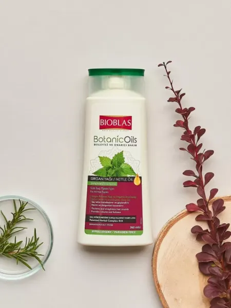 Шампунь с маслом крапивы Bioblas Botanic Oil