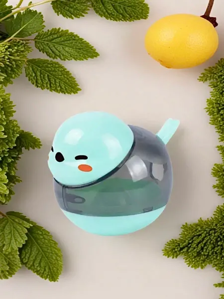 Urban Shop Игрушка-кормушка для кошек и котят