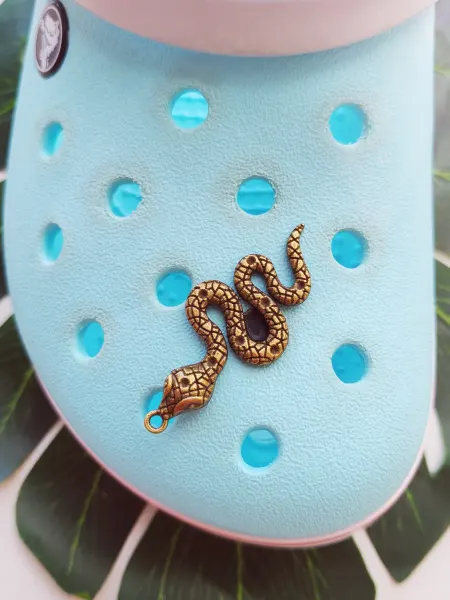 Fun_Jibz Джибитс Змея на Crocs металлическая