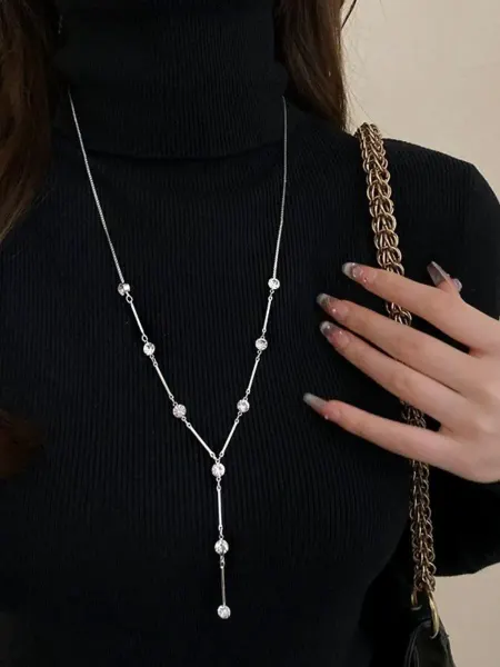 BodyElegance Цепочка ожерелье бодичейн на шею серебристая с камнями
