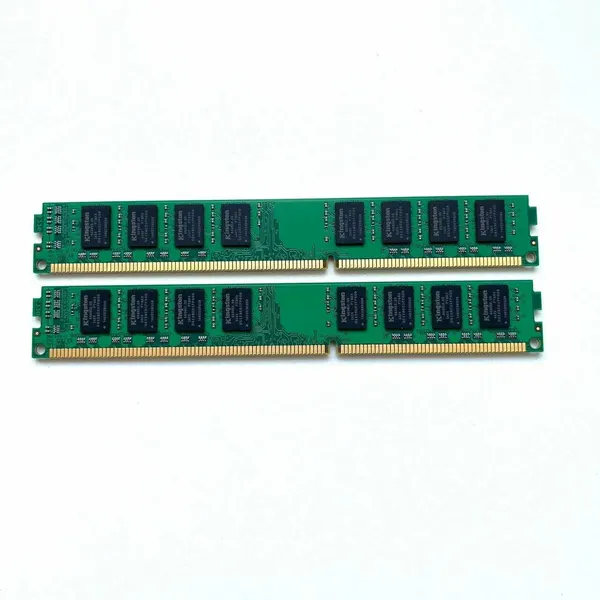 Оперативная память Kingston (комплект две планки по 1Гб )ValueRAM KVR1333D3N9K2/2G DDR3 DIMM 2Gb KIT 2*1Gb PC3-10600 CL9