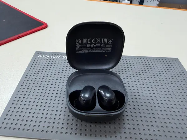 Xiaomi Беспроводные наушники Xiaomi Redmi Buds 6 Play Global, black Б. У Уценка