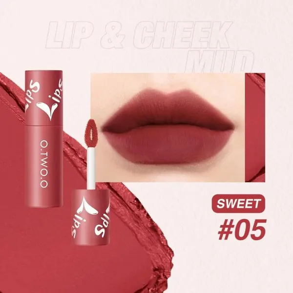 Помада для губ матовая O.TWO.O стойкая бархатная жидкая тон 05 Sweet (бордовый)
