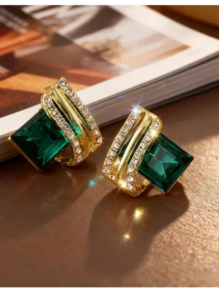 Серьги бижутерия с крупным зеленым камнем ColorFul Charm