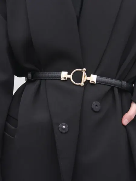 Ремень женский черный тонкий Beautiful detail