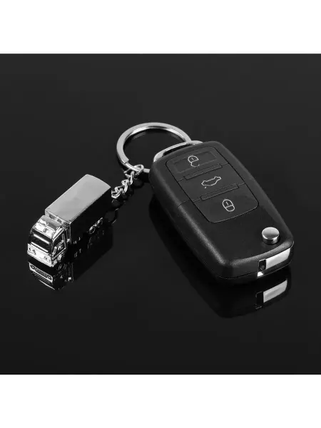 Брелок для автомобильных ключей Cartage грузовик хром