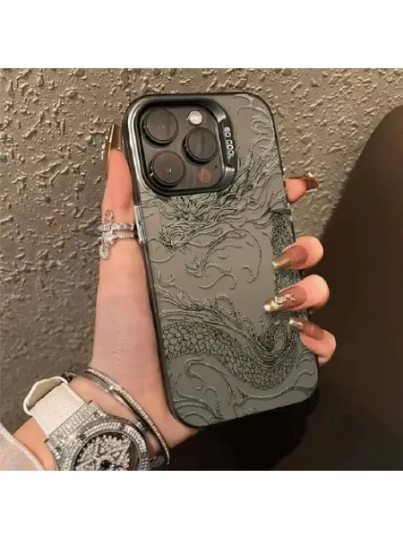 Чехол на 12 чёрный золотой китайский дракон IPHONE