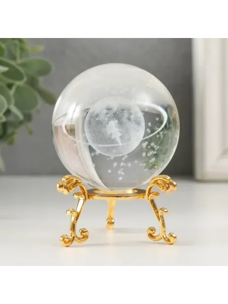 Стеклянная фигурка с голограммой малыш в космосе