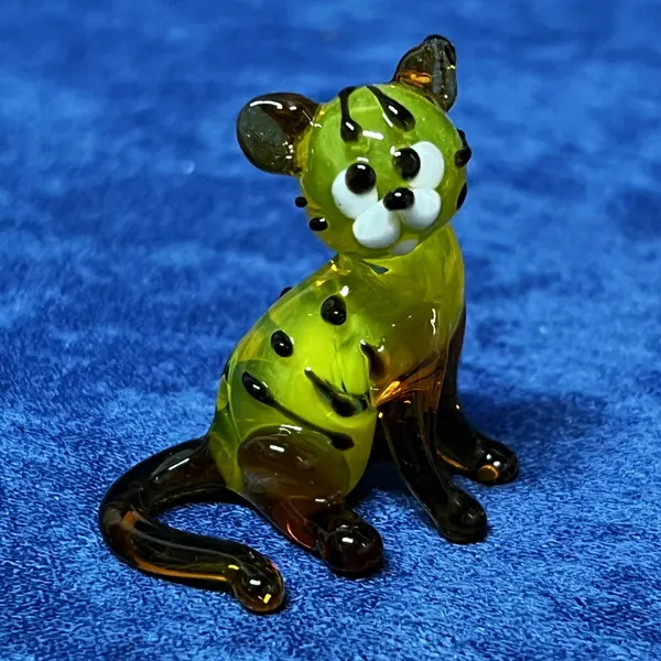 Фигурка стеклянная "Кошка" Желто-коричневая