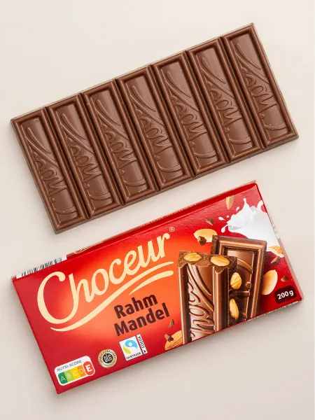Шоколад молочный с миндалём Шато (Choceur)