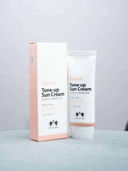 Солнцезащитный крем Christian Dean Secret Tone-Up Sun Cream Hanbeauty
