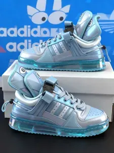 Кроссовки Adidas кроссовки женские адидас