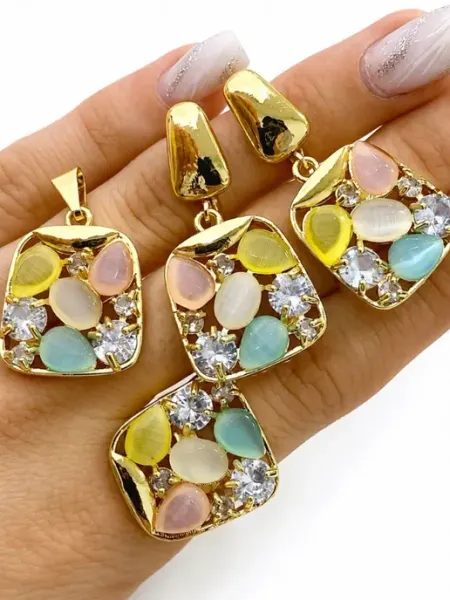 DIAMOND COLLECTION омплект бижутерии серьги кулон и кольцо с крупным камнем