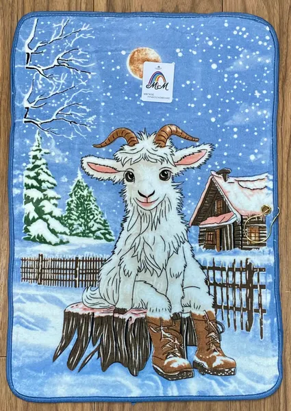Полотенце кухонное 40*60 см микрофибра, для рук и лица в подарок на Новый год, на Рождество, на День рождения с символом года "Козлик" с металлической петлей