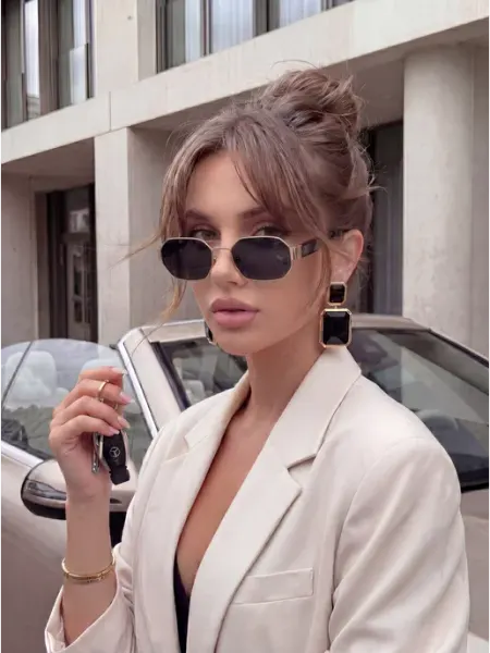 Очки солнцезащитные женские черные стильные ARIGAMI