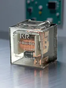 Реле универсальное автомобильное 5-ти контактное 12V/80А с диодом и кронштейном, прозрачное