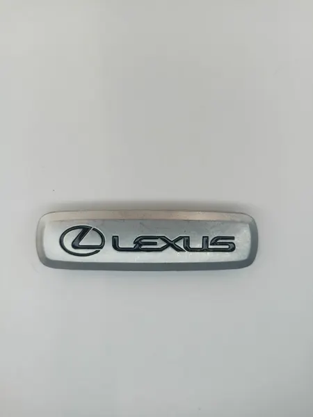 Логотип с маркой автомобиля для ЭВА ковриков LEXUS
