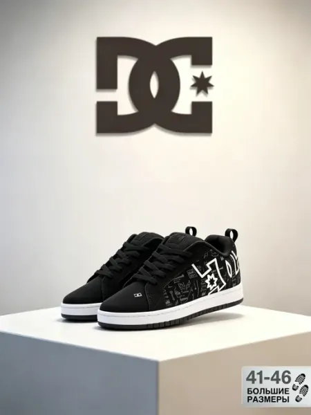 Кроссовки DC Court Graffik облегает DC Shoes