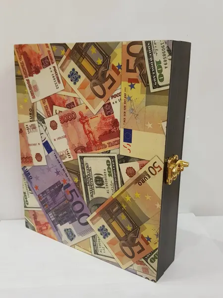 Ключница настенная "Деньги" 25х21х5см, деревянная, 5599В