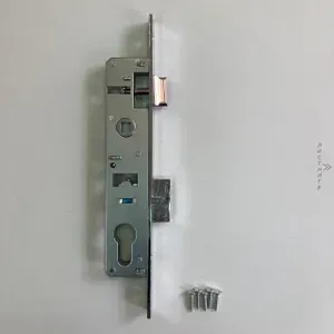 Замок врезной на калитку или пластиковую дверь S-Locked замок в профтрубу без ответной планки
