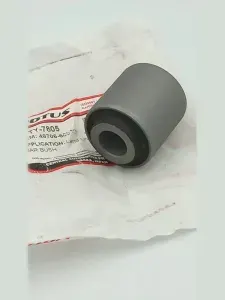 MTTY7805 Сайлентблок MOTUS (48706-60030) тяги панара, поперечной тяги передней подвески. TOYOTA LAND CRUISER 80/LEXUS LX450 1990-2008, LAND CRUISER (J7_) 1999-2024, LAND CRUISER (J105) 1998-2007.