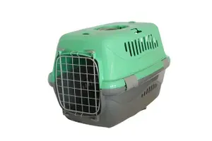 Переноска для кошек пластиковая с металлической дверцей Ecopet 54,5х36х34 см, зеленая